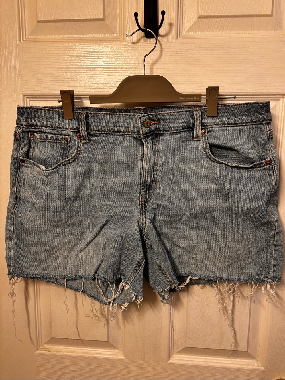 5” Boyfriend Fit Old Navy Light Blue Frayed Denim Cutoff Shorts